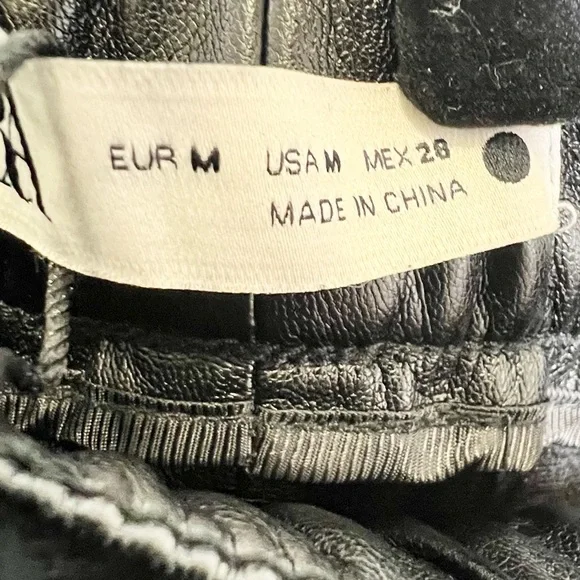 Zara Faux Leather The Weekend Pants in Black Size Medium - Picture 6 of 9